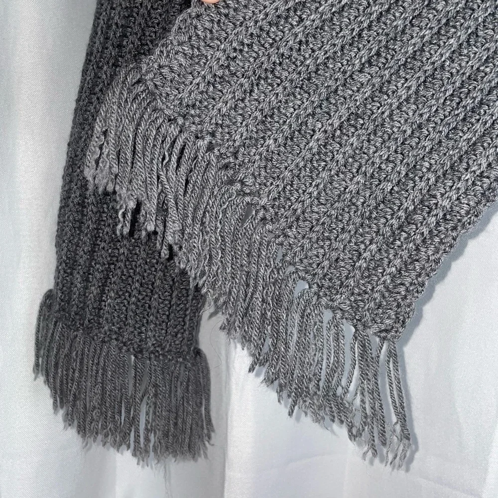 Handmade Knit Crochet Yarn Scarf Fringe Hems